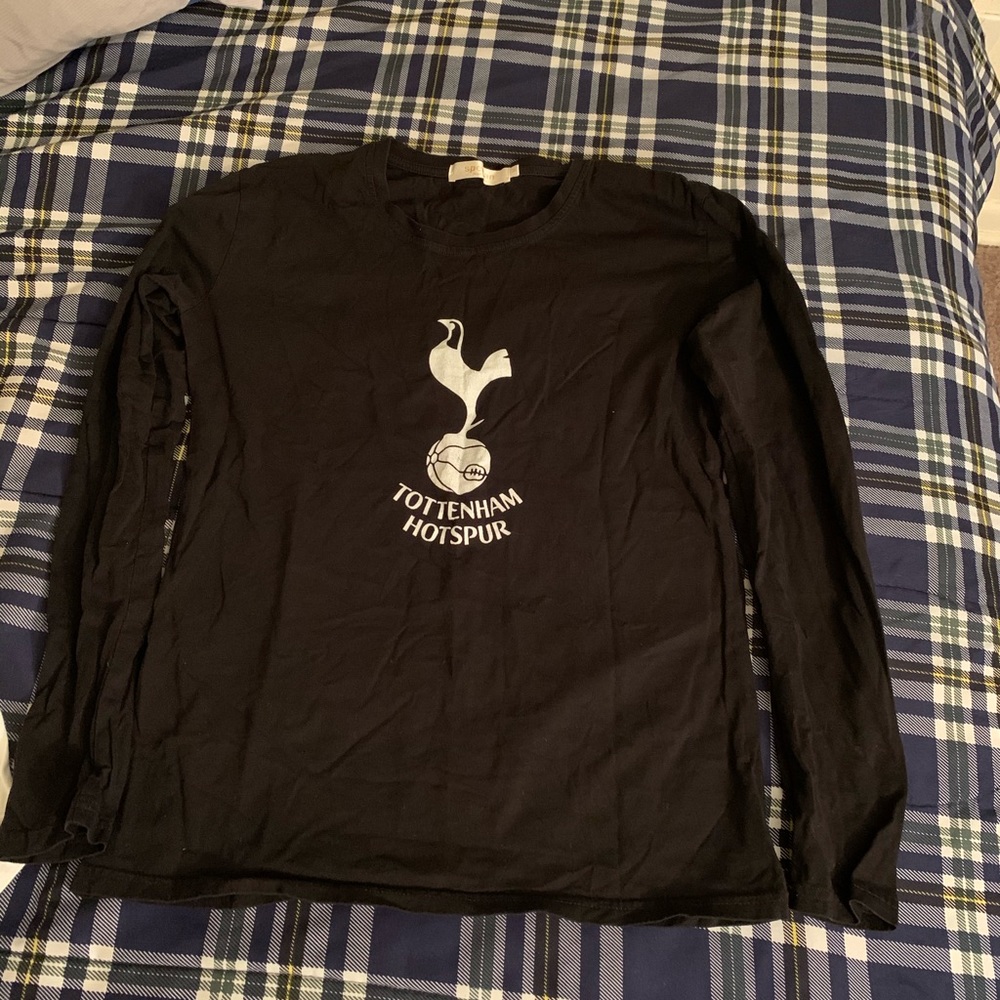 Tottenham hotspurs long sleeve t shirt